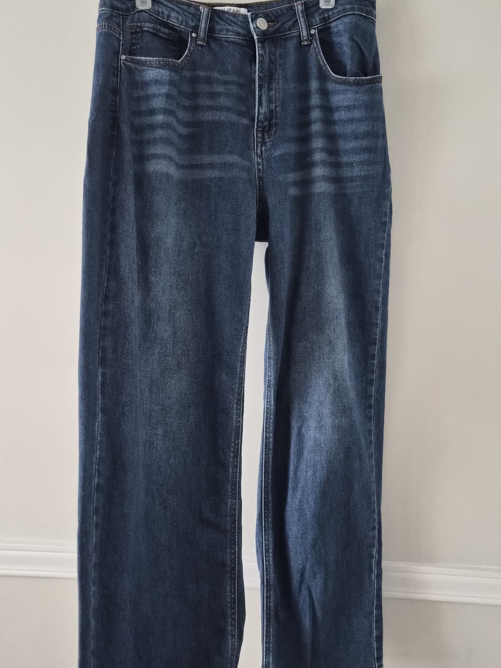 Wide-Leg Jeans in Dark Blue Denim